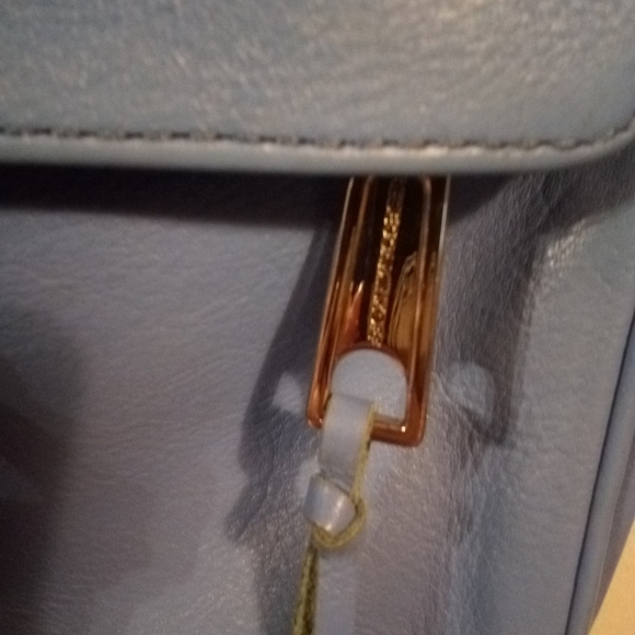 Rebecca Minkoff Baby Blue Periwinkle Avery Crossbody Bag - Picture 11 of 16